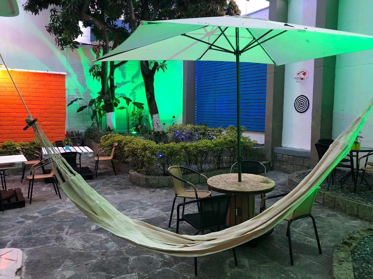 Backpackers Inn Medellín Zewnętrze zdjęcie