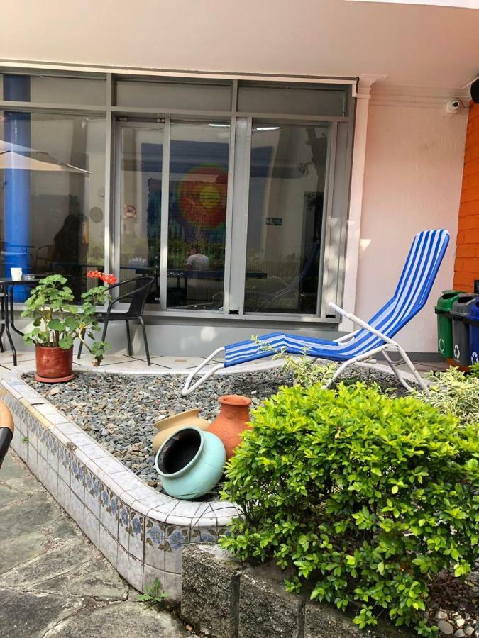 Backpackers Inn Medellín Zewnętrze zdjęcie